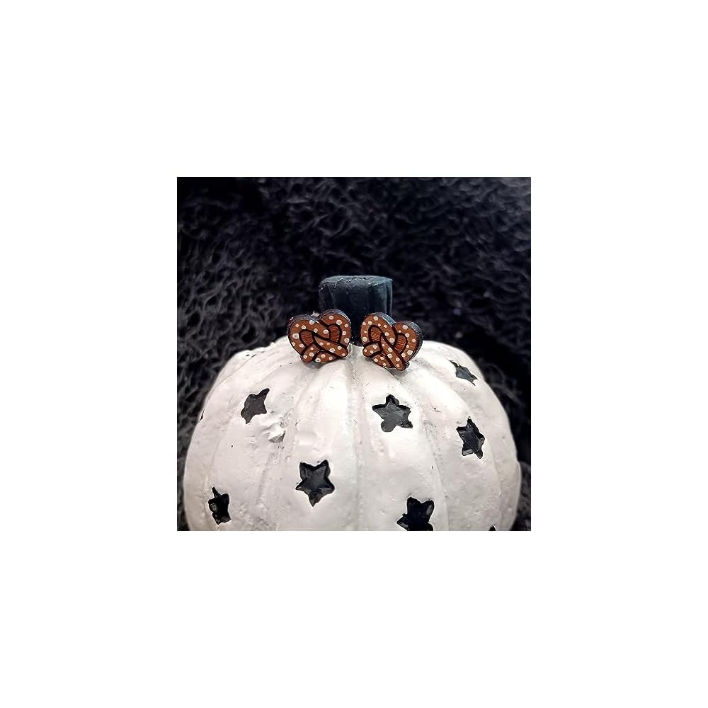 Oktoberfest German Salted Pretzel Nickel Free Hypoallergenic Stud Earrings, Funny Circus Faire Stadium Food Hand Painted Cherry Wood Stud Earrings Jewelry